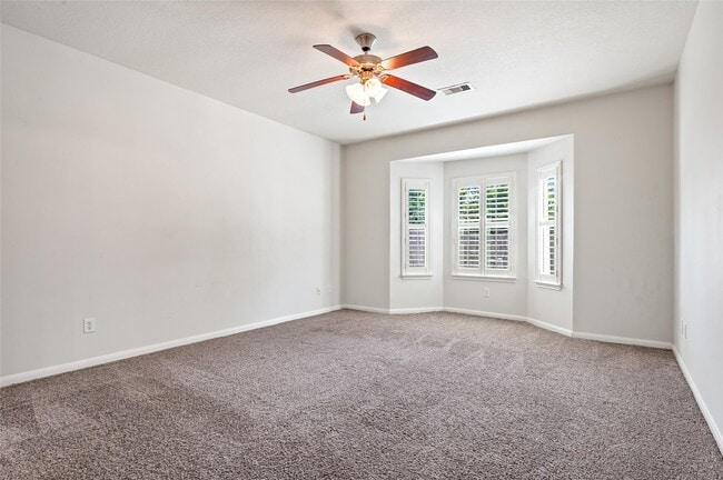 Building Photo - 8618 E Highlands Crossing
