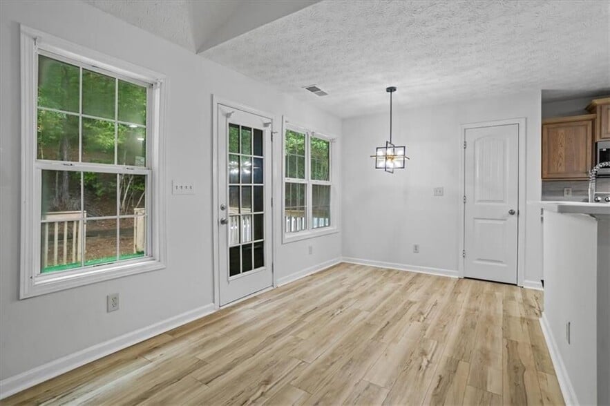 Building Photo - 75 Havenwood Ln