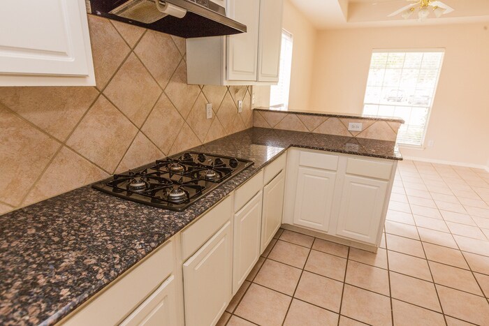Building Photo - 15535 Downford Dr