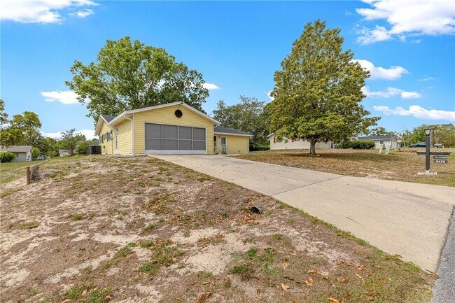 Building Photo - 8470 SW 107th Pl
