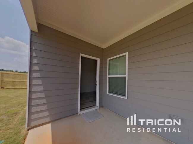 Building Photo - 1017 Claas Wy