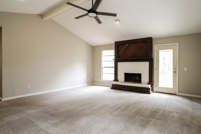 Building Photo - 1413 Dolphin St