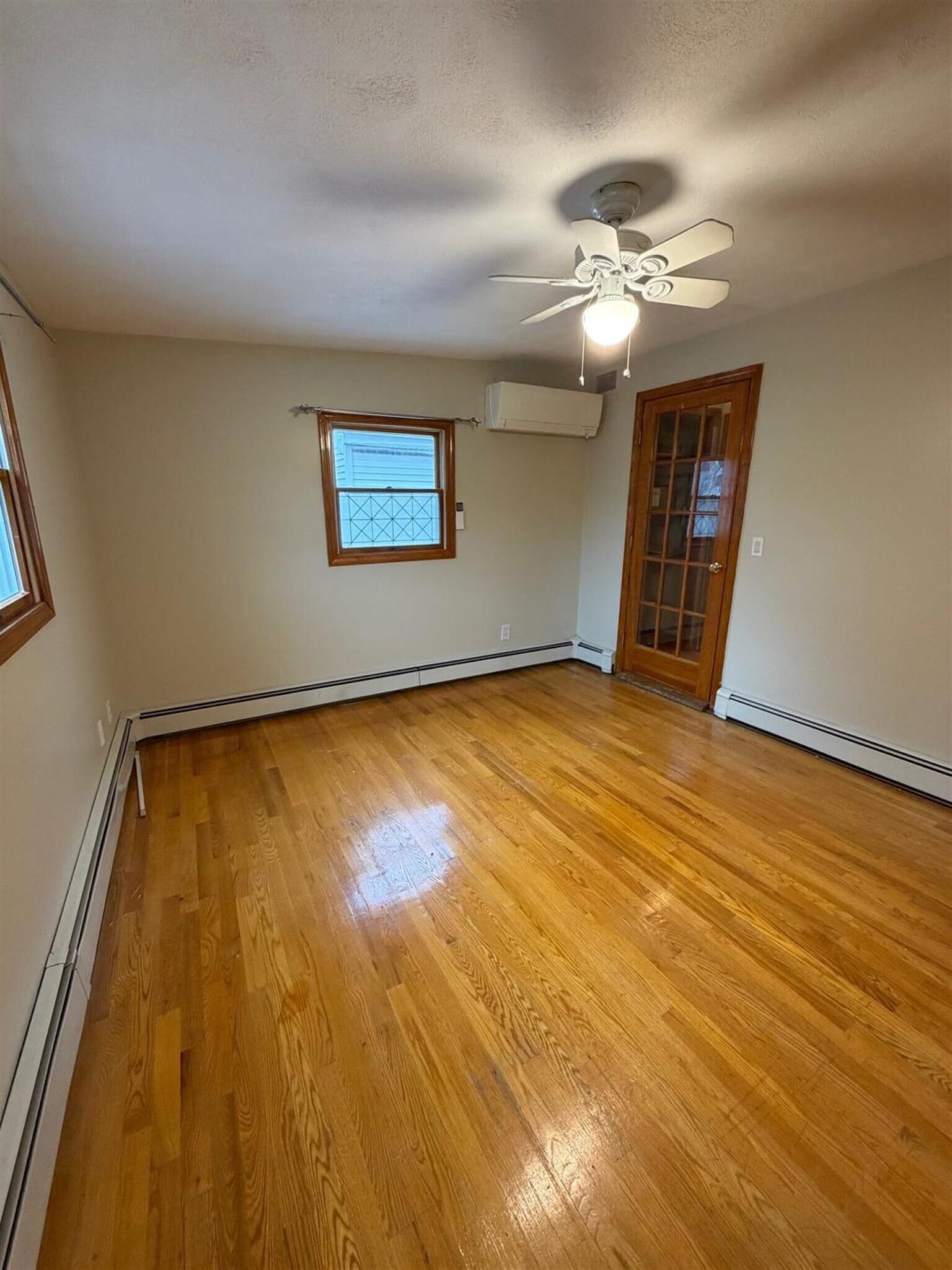 Building Photo - 33 Lafayette St