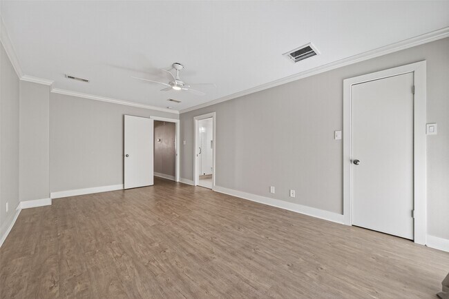 Building Photo - 1805 Witte Rd