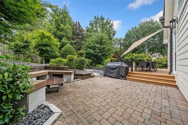 Building Photo - 12510 Preserve Ln