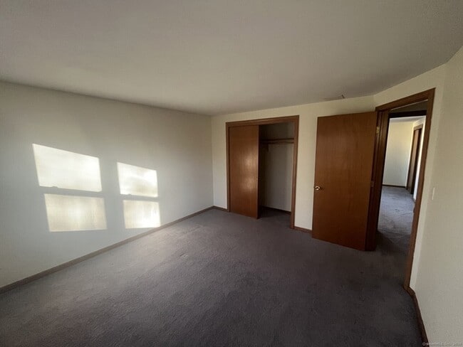 Building Photo - 2 Allspice Ln