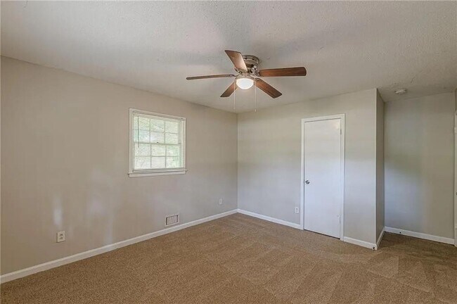 Building Photo - 3661 Boring Rd