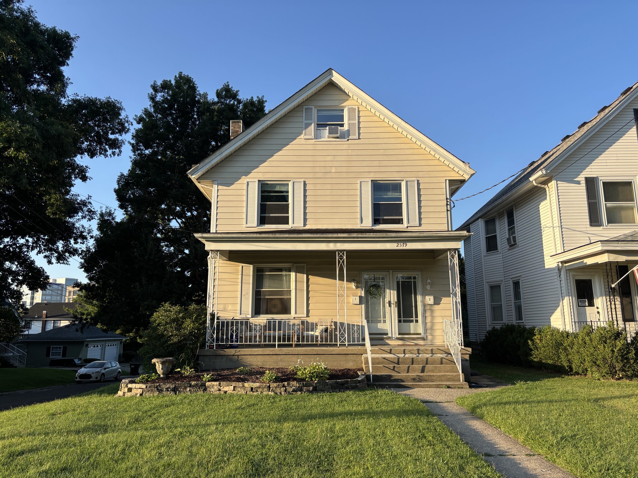 Building Photo - 2579 Marsh Ave