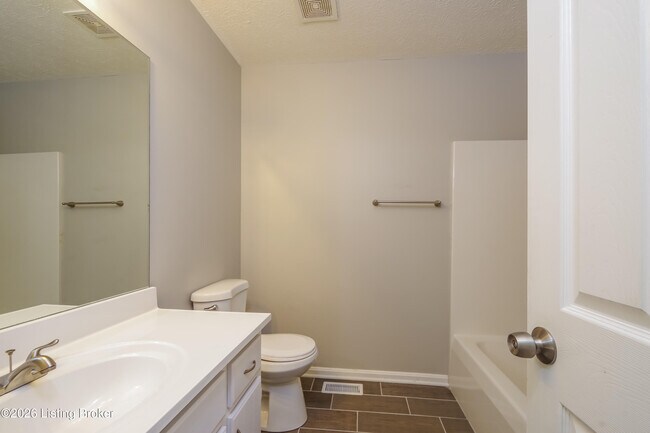 Building Photo - 5220 Plume Dr