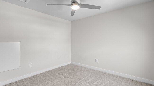 Building Photo - 1813 Doubloon Way