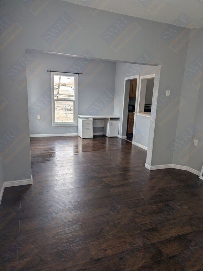 Building Photo - Available now! View Today by calling Rentl...