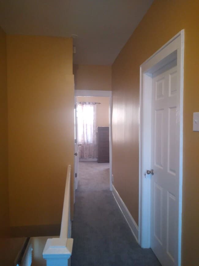 Building Photo - 115-11-211 219th St