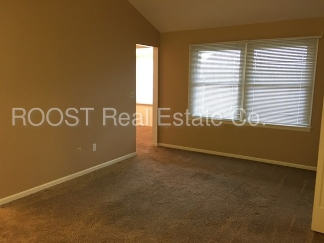 Building Photo - 125 Berwick Dr