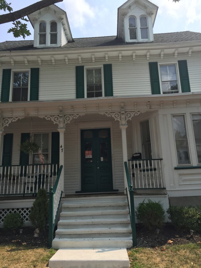 front of house - 47 S Main St