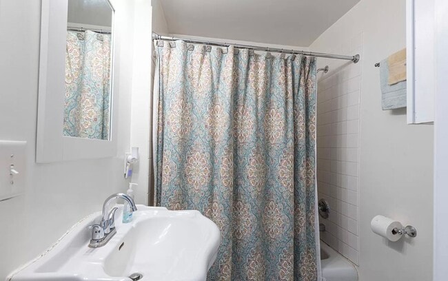 Building Photo - 2723 Silas Jackson Ln