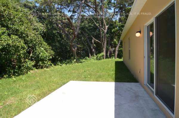 Building Photo - 6233 Radford St