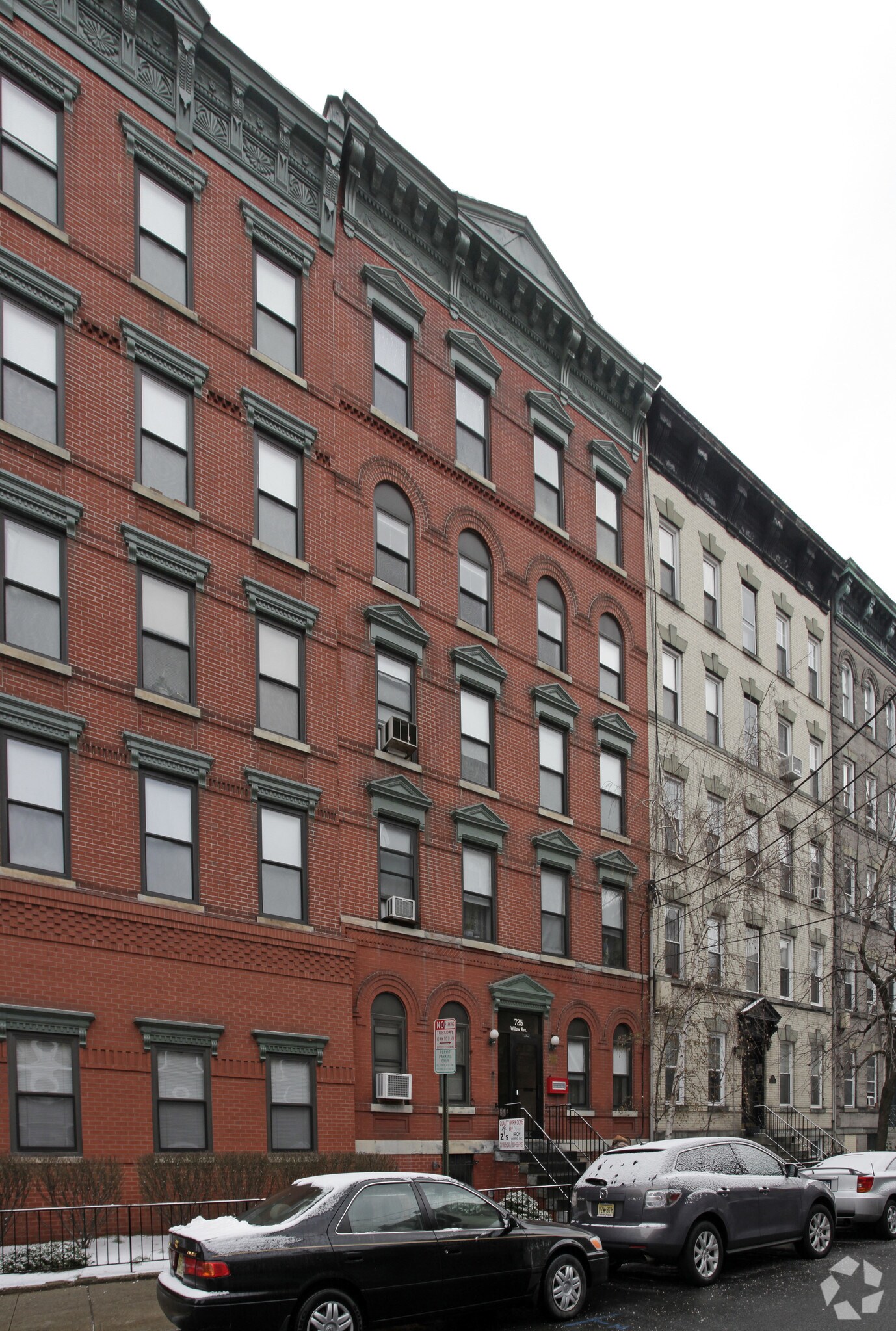 Building Photo - Applied Collection