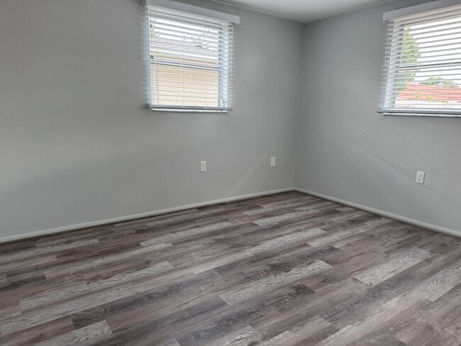 Building Photo - 5714 Chipper Dr