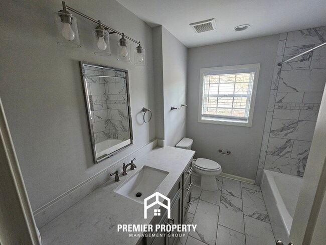 Building Photo - Executive 4BR Estate in Dogwood Trails | Houston High Schools & Designer Finishes