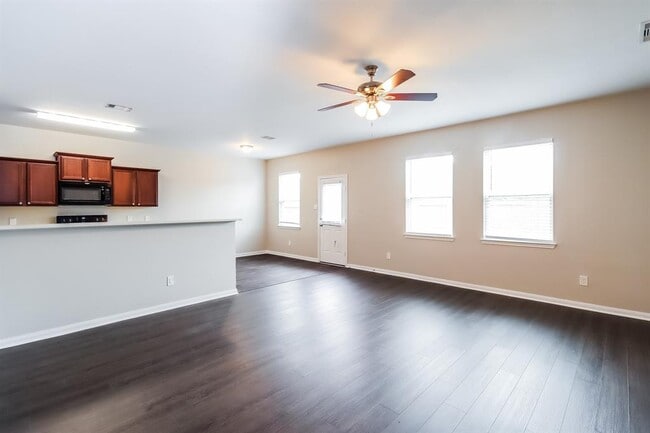 Building Photo - 24099 Wilde Dr