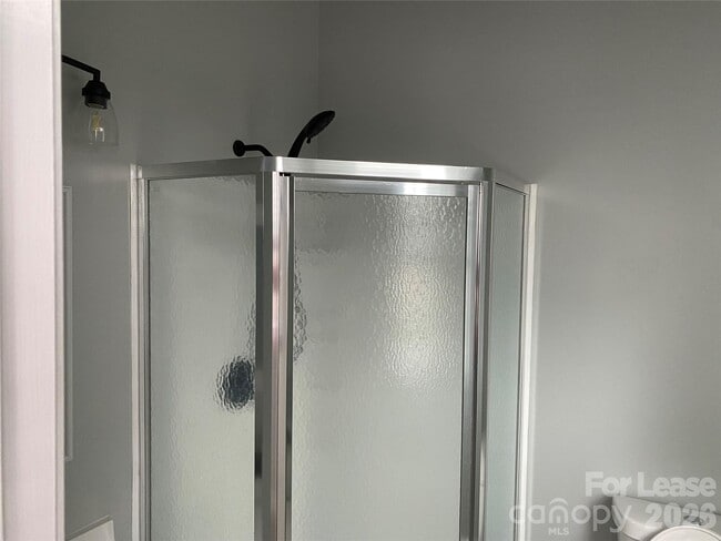 Building Photo - 14550 Waterside Dr