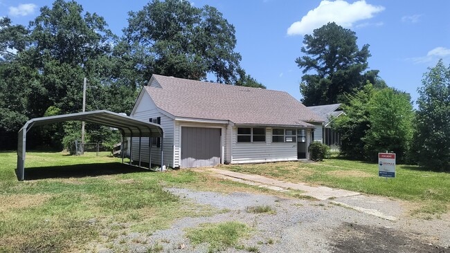 Building Photo - 605 W 26th Ave