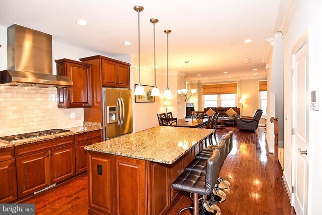 Building Photo - 4531 Westhall Dr
