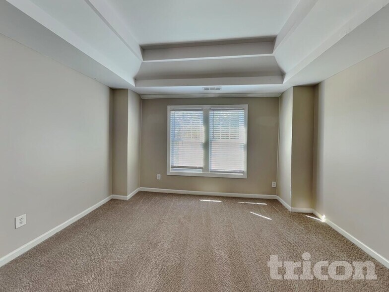 Building Photo - 1806 Dalton Way