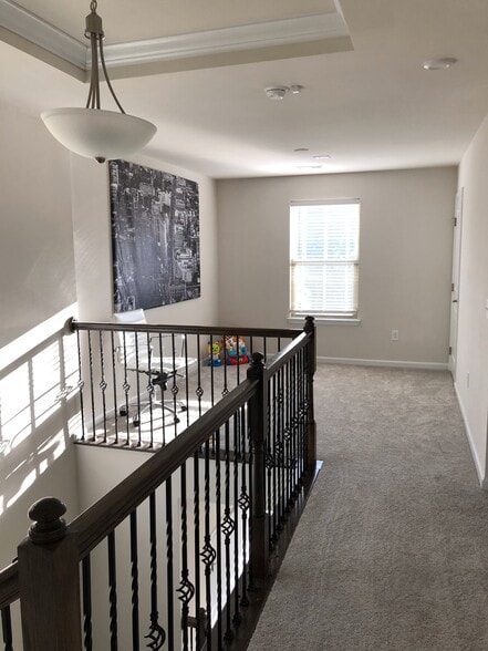 Loft - 4014 Audubon Park Dr