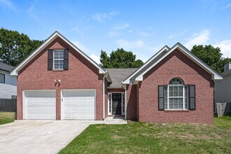 Building Photo - 2167 Mulberry Ln