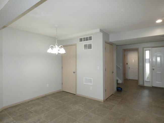 Building Photo - 8031 N Lawn Ave