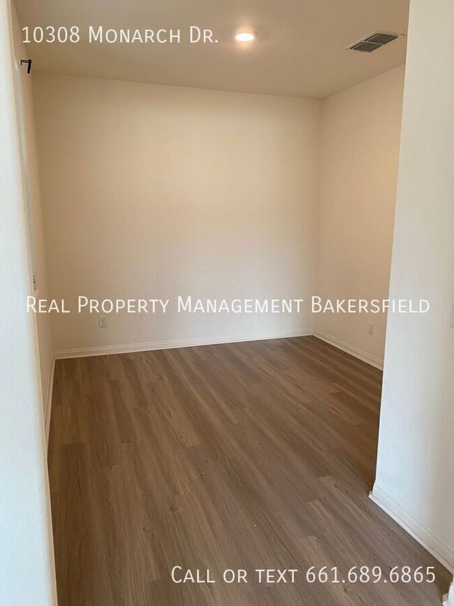 Building Photo - 10308 Monarch Dr