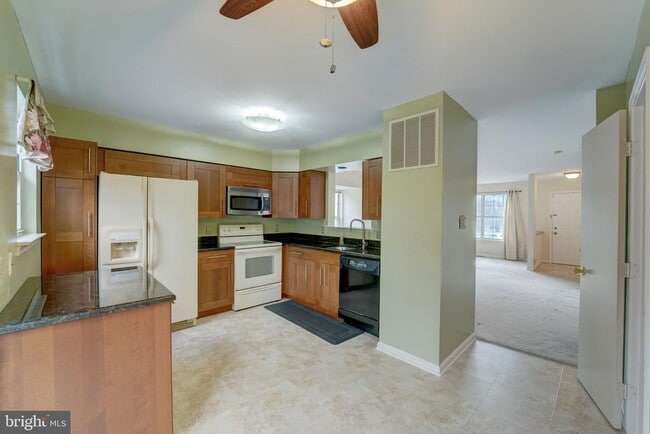 Building Photo - 18262 Paladin Dr