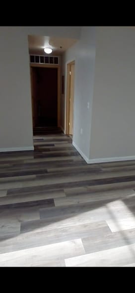 Building Photo - 316 W Walnut St