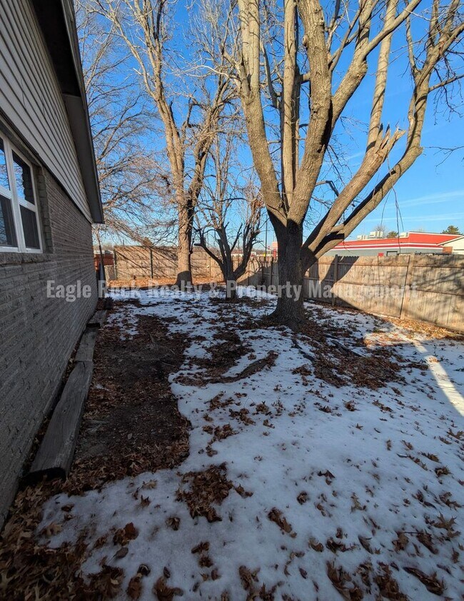 Building Photo - East Tulsa House for Rent (3beds/1.5baths)