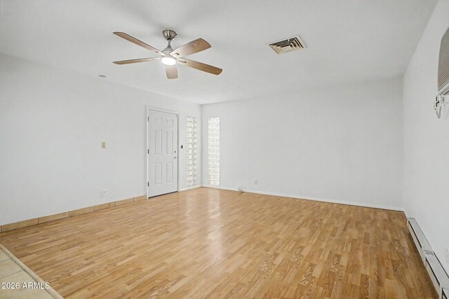 Building Photo - 3734 E Montecito Ave
