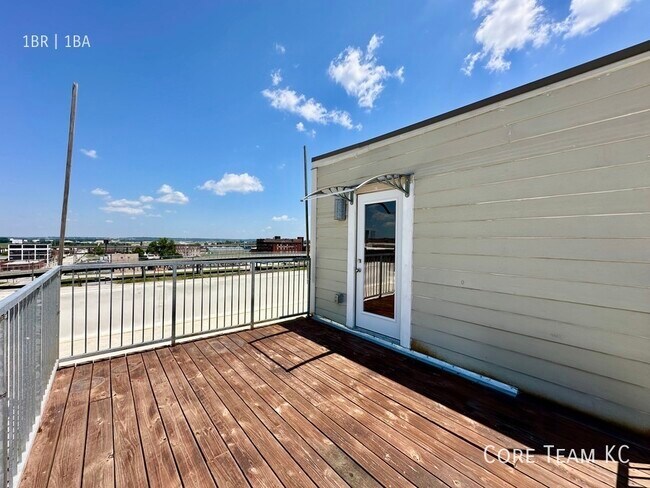 Building Photo - 1223 Union Ave