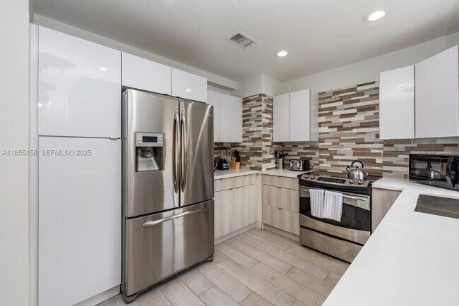 Building Photo - 350 NW 50th St