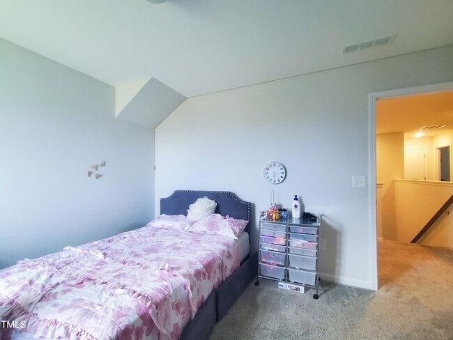 Building Photo - 3553 Lovage Dr