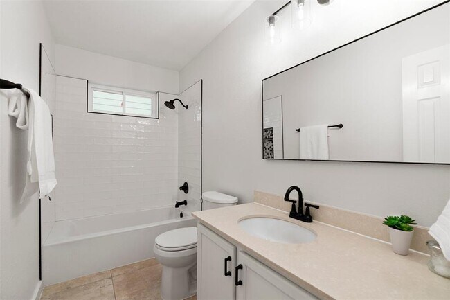 Building Photo - 8104 Doe Meadow Dr