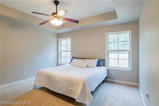 Building Photo - 8981 Spring Grove S