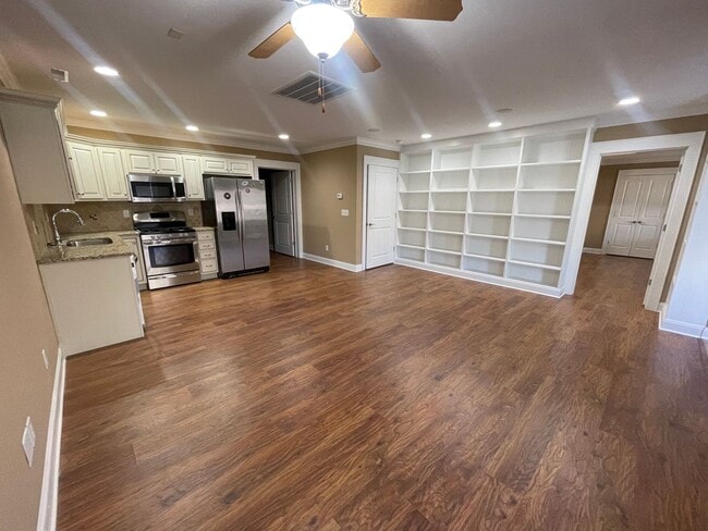 Building Photo - 4 Bedroom Soddy Daisy Rental Property with...