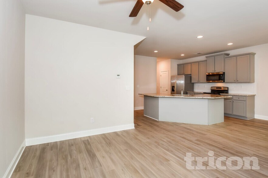 Building Photo - 273 Ireland Ln