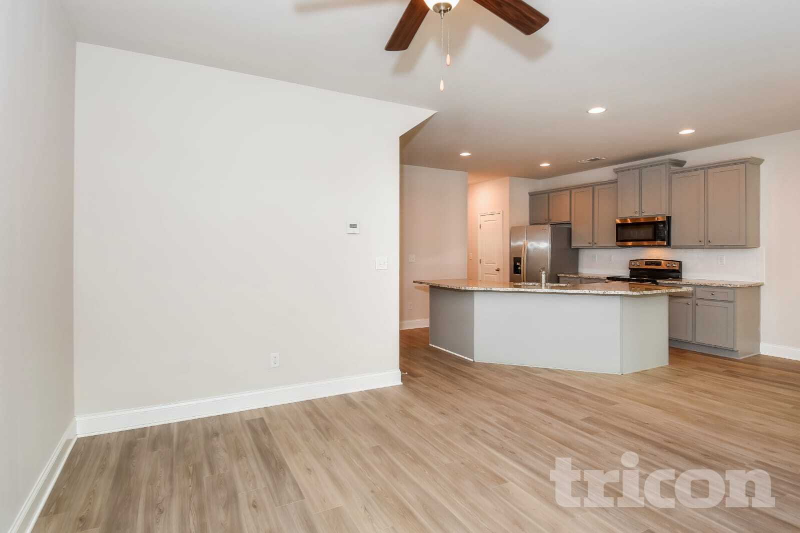 Building Photo - 221 Ireland Ln