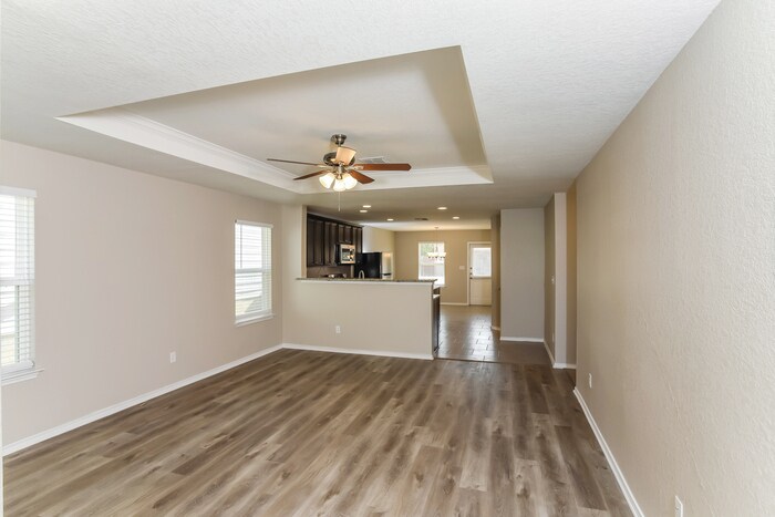 Building Photo - 10418 Castello Cyn