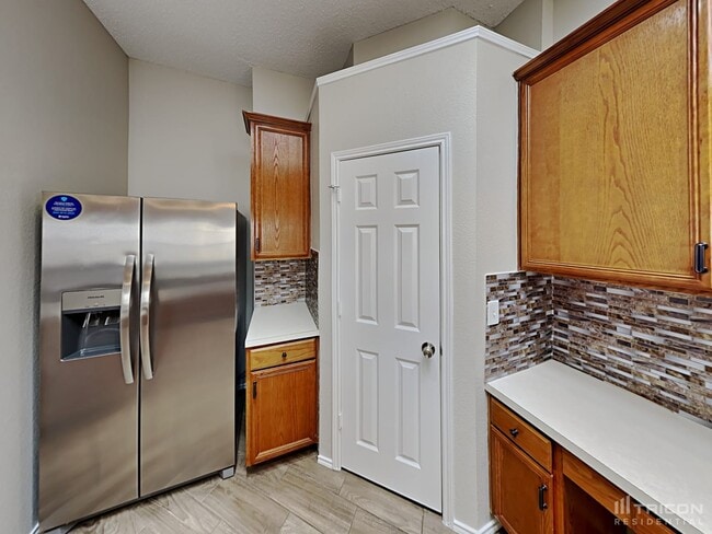 Building Photo - 11017 Deer Trail
