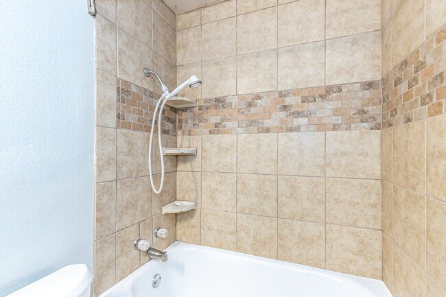 Building Photo - Cute 2/2 With Tons of Space, Minutes from Texas Tech!