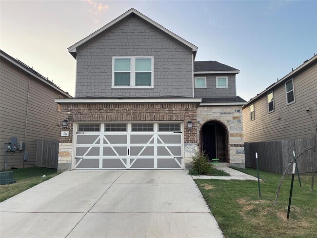 Primary Photo - 1131 Aronia Ln