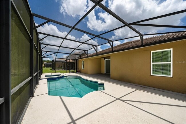 Building Photo - 9027 Paolos Pl