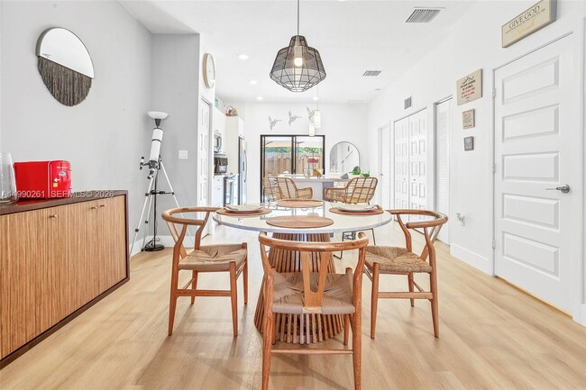 Building Photo - 8055 NW 104th Ave